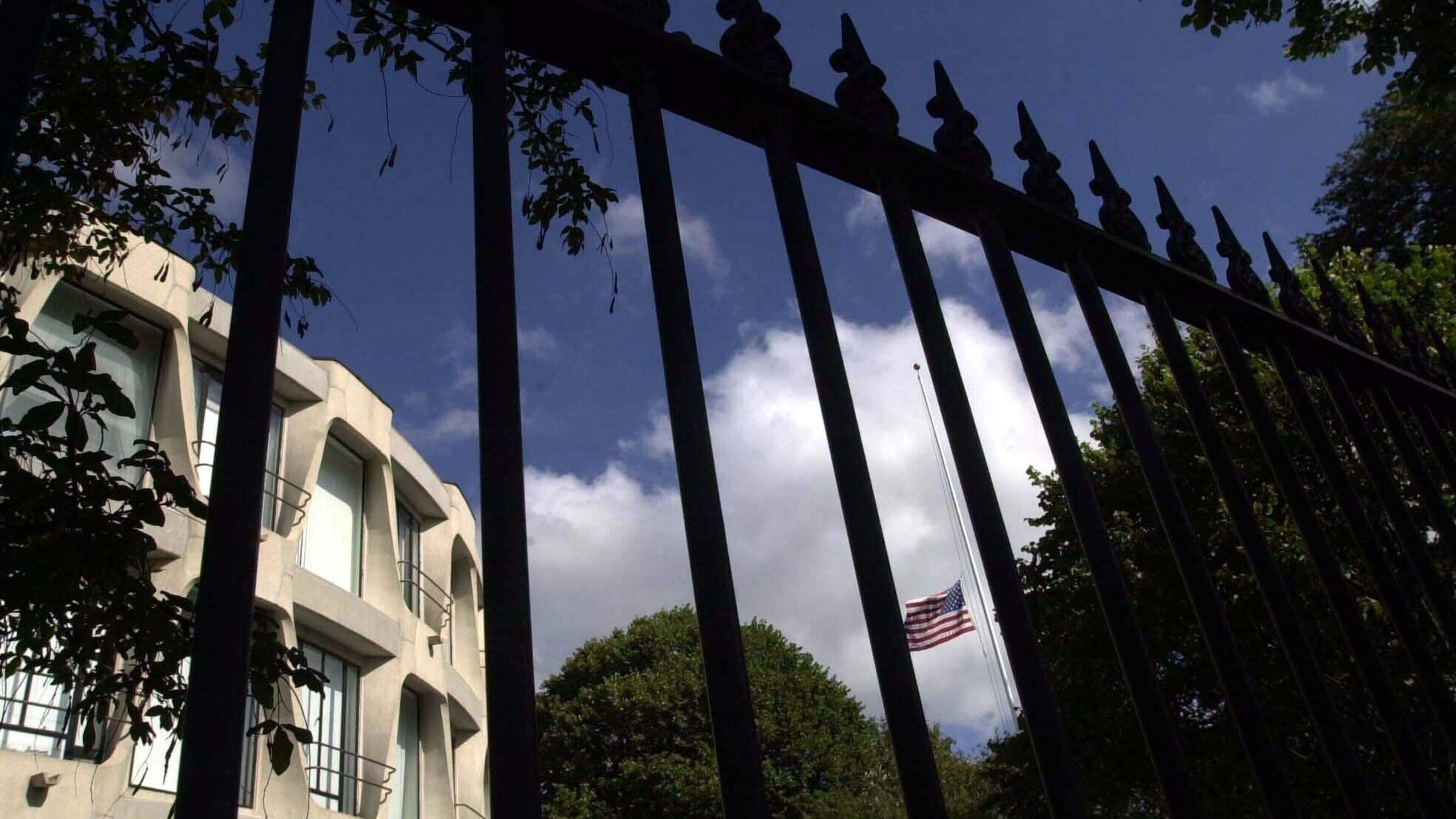 Brazilian man spent night in jail after embassy asylum protest due to solicitors’ strike